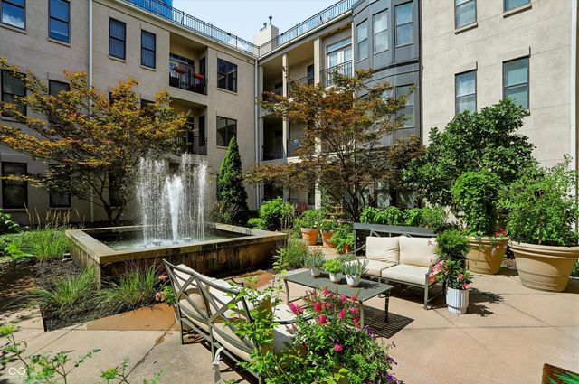 355 E Ohio Street 213, Indianapolis, IN 46204
