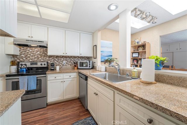 489 Calle Cadiz D, Laguna Woods, CA 92637