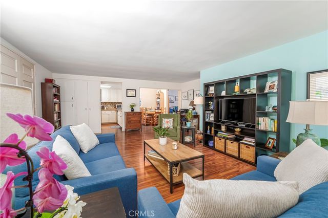 489 Calle Cadiz D, Laguna Woods, CA 92637