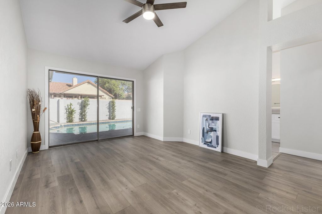 Image 17 of property listing at 11365 N 109TH Way, Scottsdale, AZ 85259