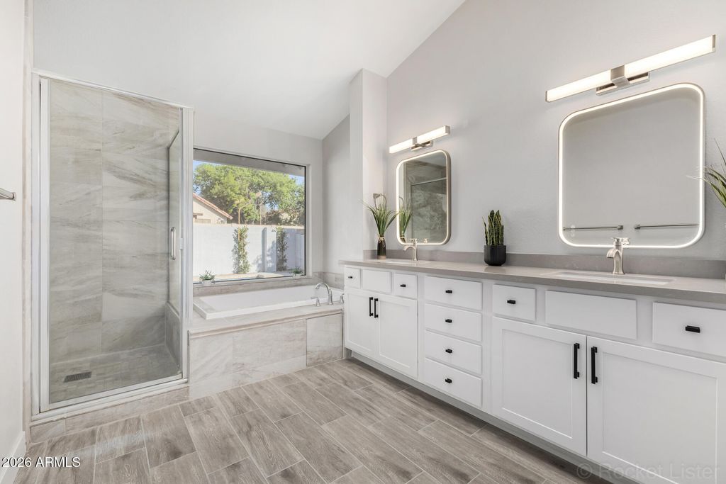 Image 20 of property listing at 11365 N 109TH Way, Scottsdale, AZ 85259