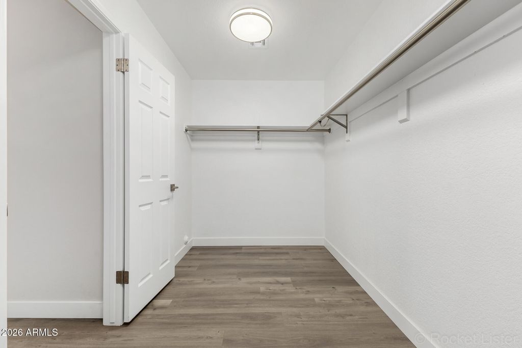 Image 23 of property listing at 11365 N 109TH Way, Scottsdale, AZ 85259