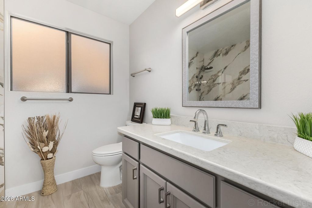 Image 28 of property listing at 11365 N 109TH Way, Scottsdale, AZ 85259