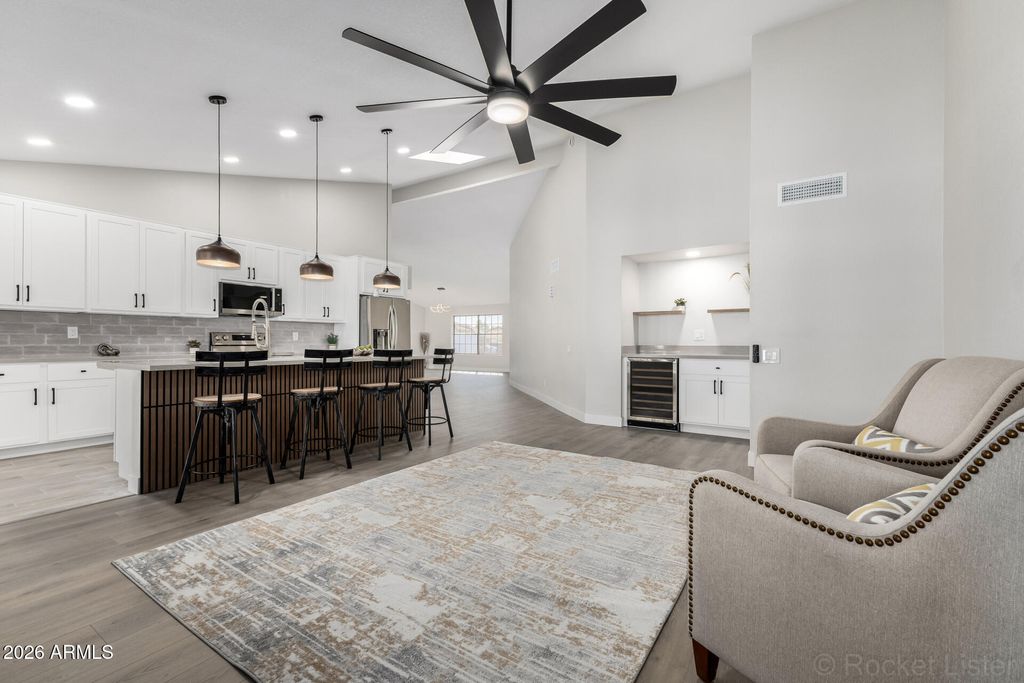 Image 9 of property listing at 11365 N 109TH Way, Scottsdale, AZ 85259