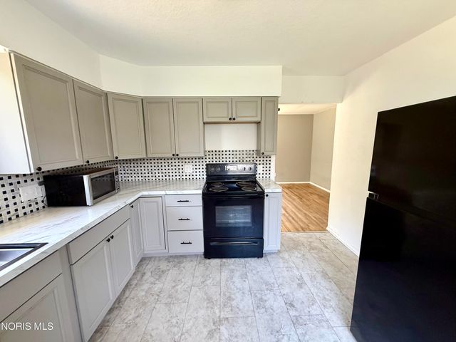 1205 Liberty Street, Toledo, OH 43605
