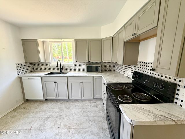 1205 Liberty Street, Toledo, OH 43605