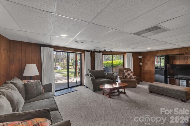 2912 Waterside Drive, Shelby, NC 28150