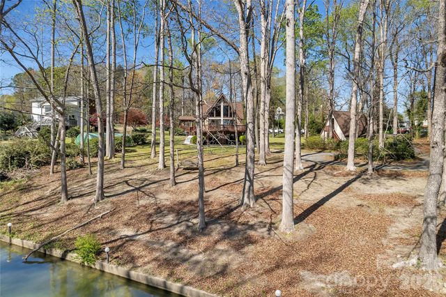 2912 Waterside Drive, Shelby, NC 28150