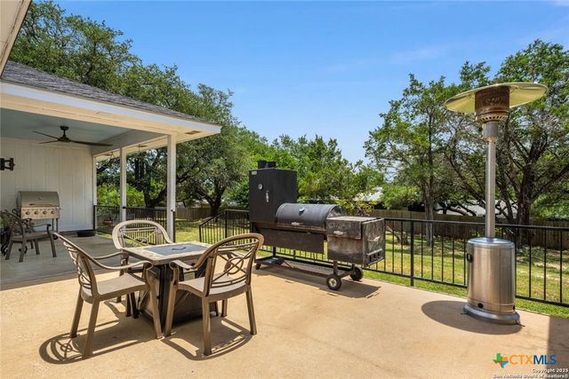 1106 Amanda, Canyon Lake, TX 78133