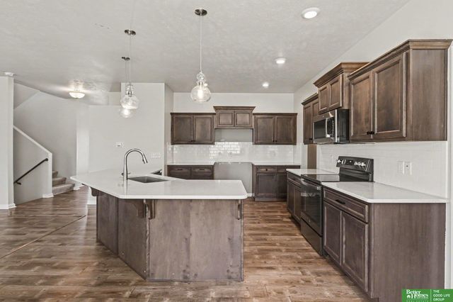 6307 N 169th Street, Omaha, NE 68116