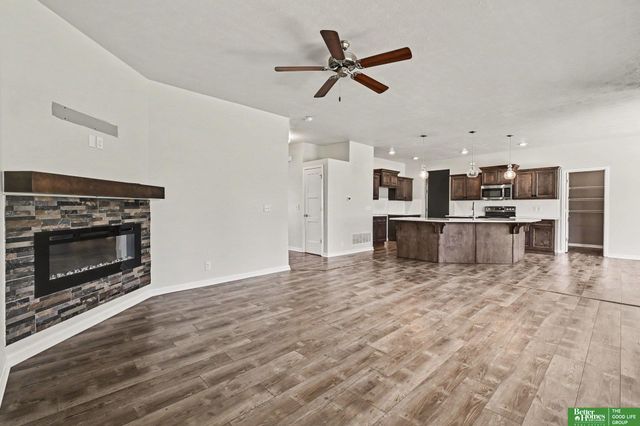 6307 N 169th Street, Omaha, NE 68116
