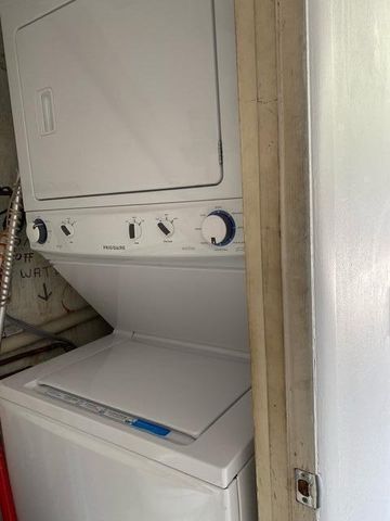 209 SE 6th Street 4, Boynton Beach, FL 33435