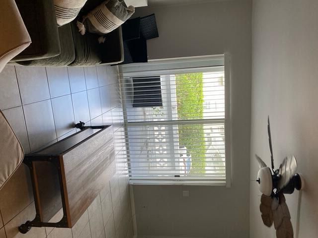 209 SE 6th Street 4, Boynton Beach, FL 33435