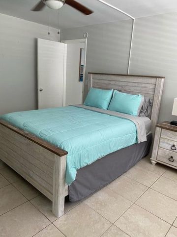209 SE 6th Street 4, Boynton Beach, FL 33435