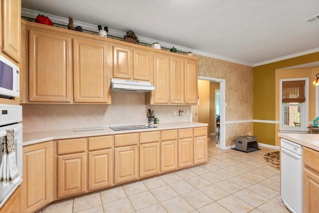 1668 County Road 324, Navasota, TX 77868