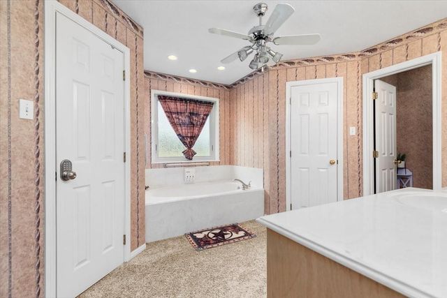 1668 County Road 324, Navasota, TX 77868