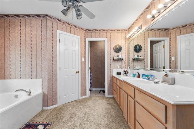 1668 County Road 324, Navasota, TX 77868