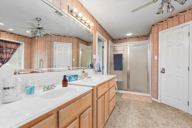 1668 County Road 324, Navasota, TX 77868