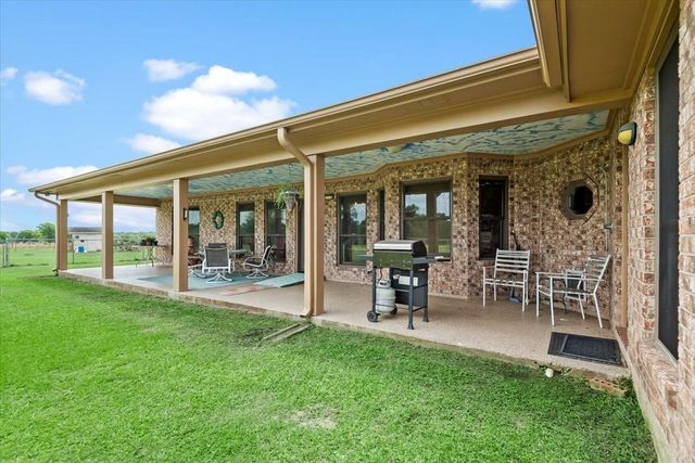 1668 County Road 324, Navasota, TX 77868