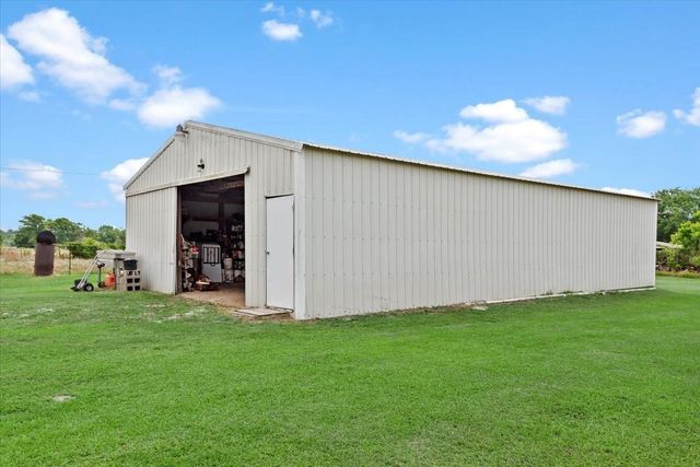 1668 County Road 324, Navasota, TX 77868