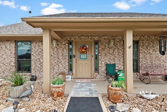 1668 County Road 324, Navasota, TX 77868