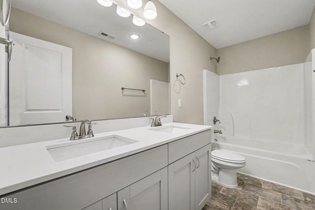 106 Two Daughters Stream, Smithfield, NC 27577