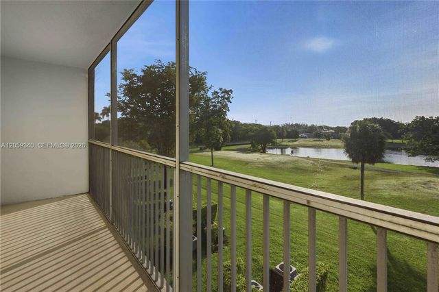 101 SW 132nd Way 305J, Pembroke Pines, FL 33027