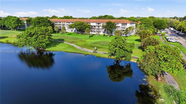 101 SW 132nd Way 305J, Pembroke Pines, FL 33027