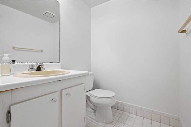 101 SW 132nd Way 305J, Pembroke Pines, FL 33027