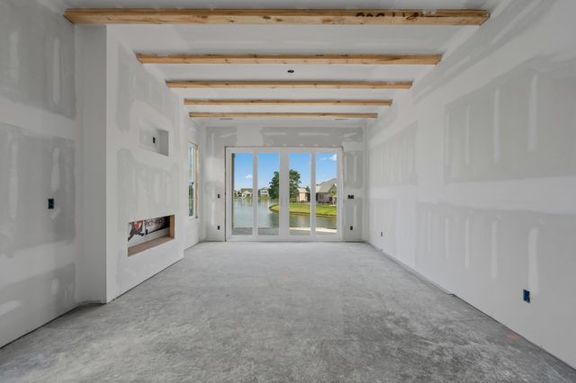 825 Crystal Water Way, Myrtle Beach, SC 29579