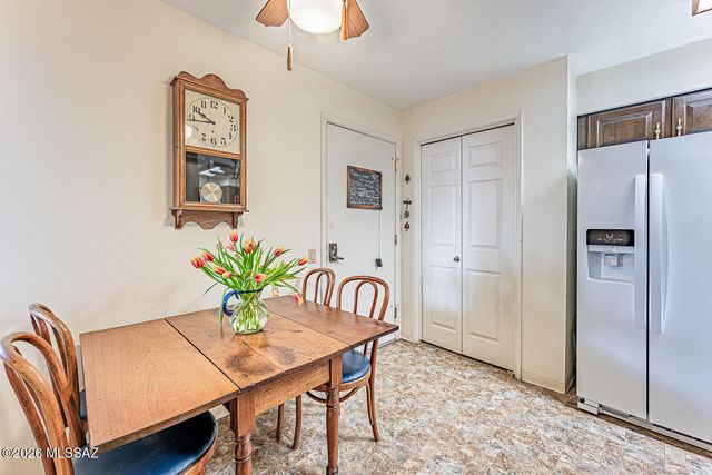 1051 W Camino Sagasta, Green Valley, AZ 85622