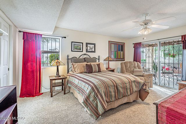 1051 W Camino Sagasta, Green Valley, AZ 85622