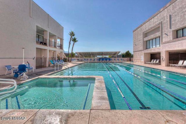 1051 W Camino Sagasta, Green Valley, AZ 85622