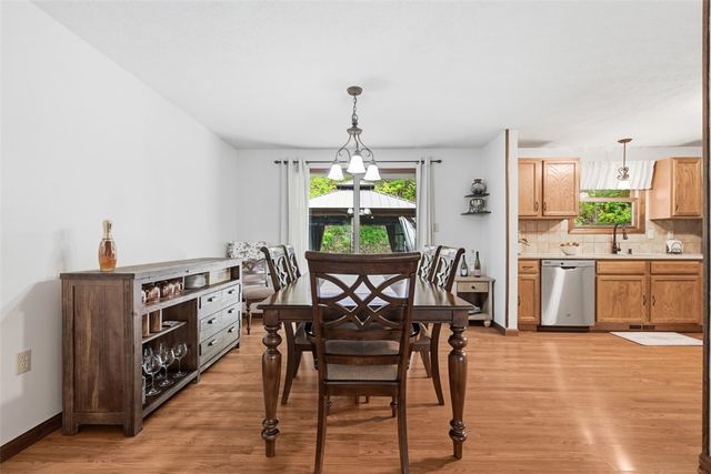 39 Blackswoods Rd, New Sewickley Twp, PA 15042