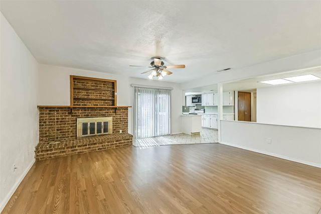 2718 Quail Run Drive, Humble, TX 77396