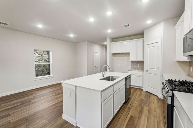 719 Carson Drive, Forney, TX 75126