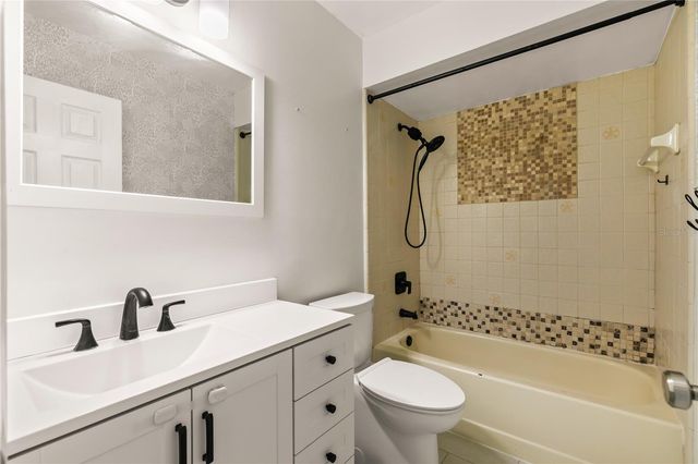 4951 COURTLAND LOOP, Winter Springs, FL 32708