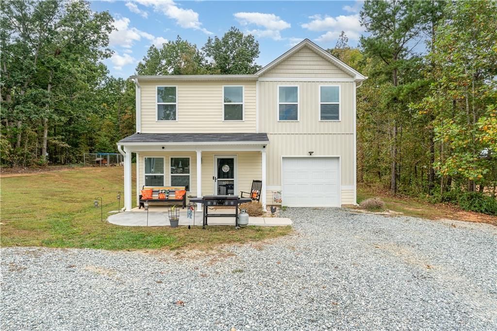 402 Wedgewood Drive, Lexington, NC 27292