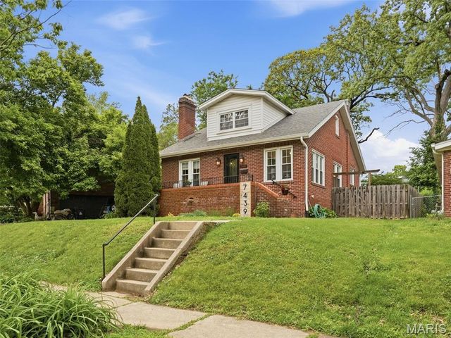 7439 Wellington Avenue, University City, MO 63130