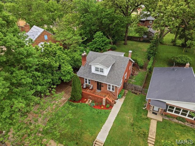 7439 Wellington Avenue, University City, MO 63130