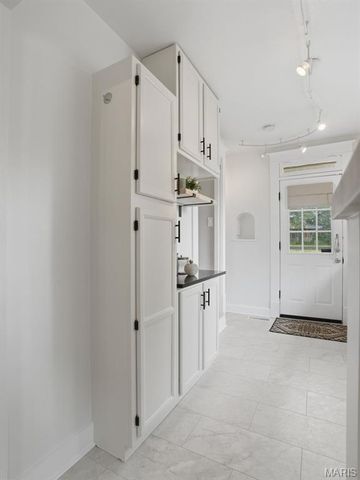 7439 Wellington Avenue, University City, MO 63130