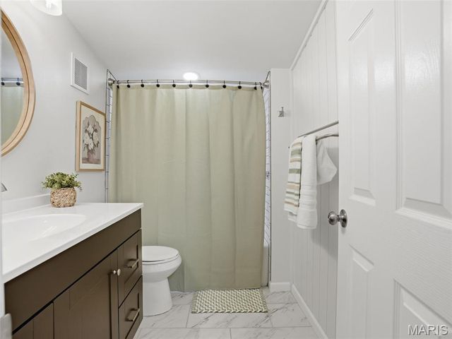 7439 Wellington Avenue, University City, MO 63130