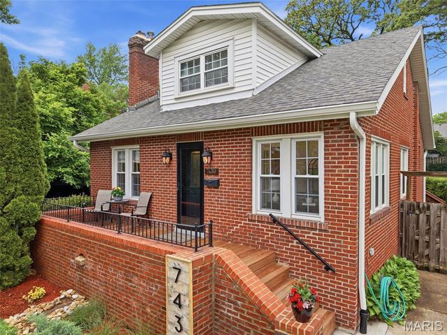7439 Wellington Avenue, University City, MO 63130