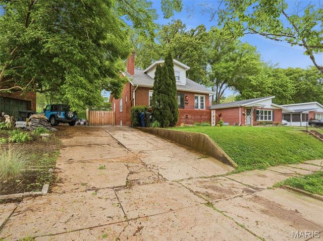 7439 Wellington Avenue, University City, MO 63130