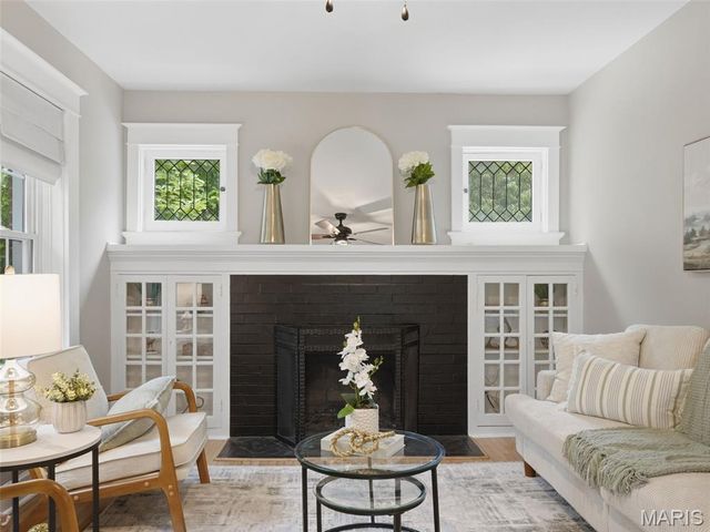 7439 Wellington Avenue, University City, MO 63130