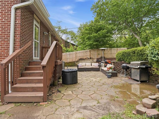 7439 Wellington Avenue, University City, MO 63130