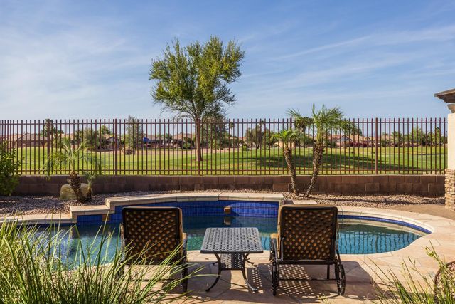 4176 E CLUBVIEW Drive, Gilbert, AZ 85298