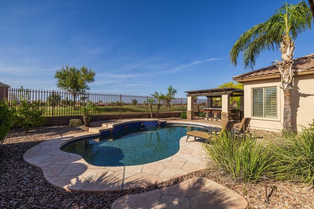 4176 E CLUBVIEW Drive, Gilbert, AZ 85298