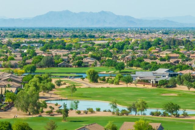 4176 E CLUBVIEW Drive, Gilbert, AZ 85298