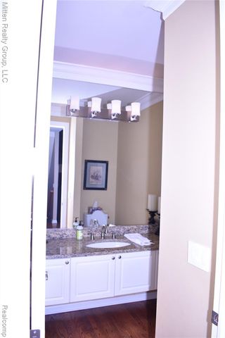 3351 Red Fox Court, West Bloomfield, MI 48324